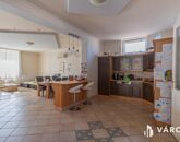 Eladó családi ház Soltvadkert 69 900 000 Ft