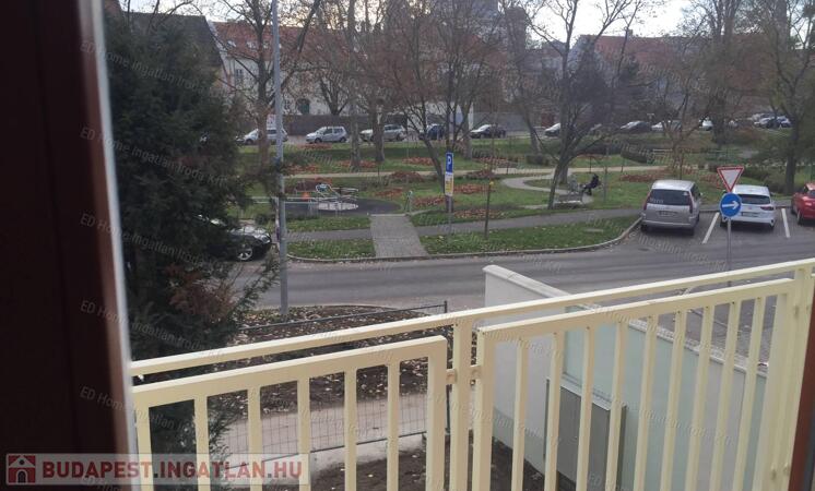 A Casa Csorna eladásra kínálja az alábbi nappali+2 hálószobás lakást                                 