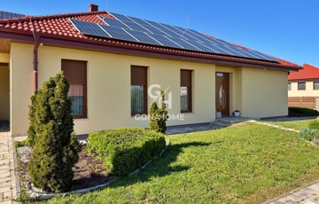 Eladó családi ház