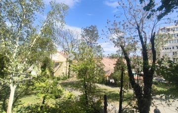 Eladó lakás