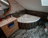 Eladó családi ház Csömör 184 900 000 Ft