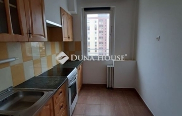 Eladó lakás