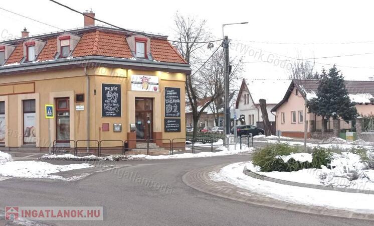 Ikonikus belvárosi üzlethelyiség eladó