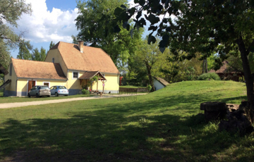 Eladó családi ház