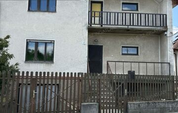 Eladó családi ház