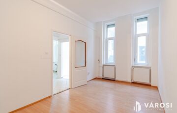 Eladó lakás