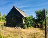 PANORÁMÁS SZŐLŐ - GYÜMÖLCSÖS TERÜLET KIS FAHÁZZAL