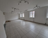 Kiadó iroda/üzlethelyiség Kaposvár 150 000 Ft