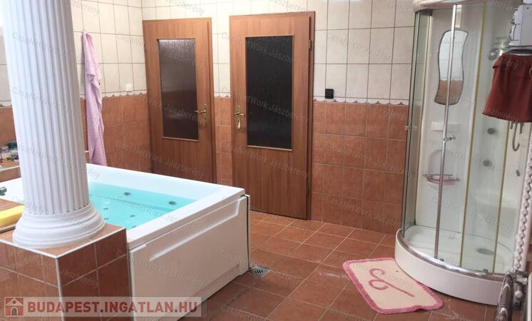 Életjáradéki konstrukcióban elérhető eladó családi ház Hevesen!                                 