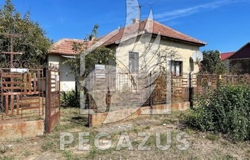 Eladó családi ház