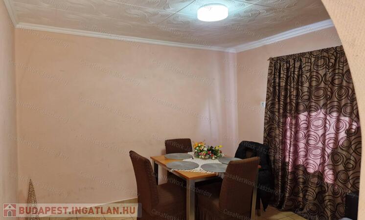 Tarnaörsön, 42 nm-es, felújított, 1 szobás, nappalis családi ház eladó                                 