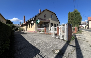 Eladó családi ház