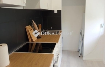 Eladó lakás