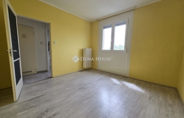 Eladó lakás