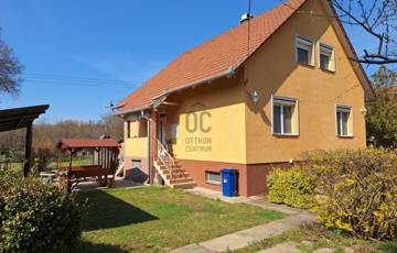 Eladó családi ház