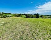 Eladó Zártkert Szőny-Béla-pusztán – Félpanorámával a Természet Kedvelőinek!