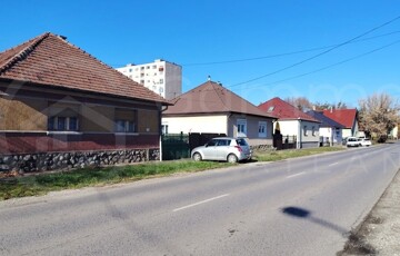 Eladó családi ház