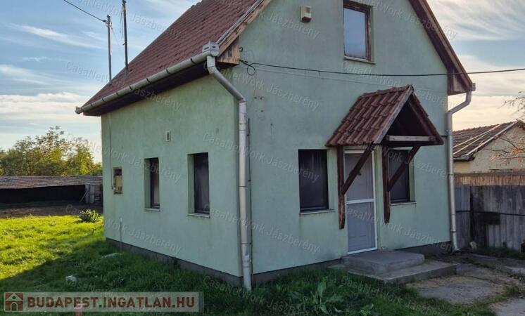 Jászárokszálláson vállalkozásra alkalmas vendéglátóipari egység eladó                                 