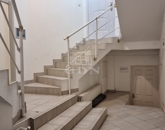 Kiadó iroda/üzlethelyiség Székesfehérvár 40 000 Ft