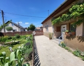 Eladó családi ház Vecsés 88 000 000 Ft