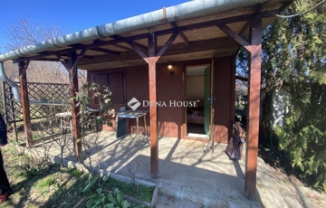 Eladó üdülő/nyaraló