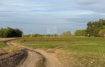 Eladó telek/földterület