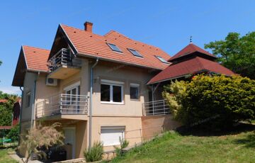 Eladó családi ház