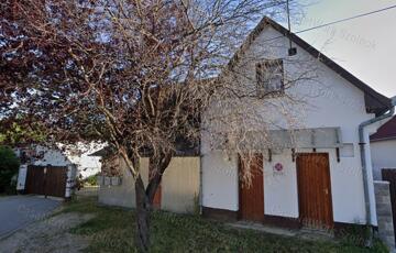 Eladó családi ház