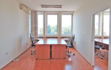 Kiadó iroda/üzlethelyiség