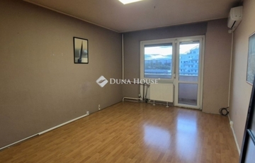 Eladó lakás