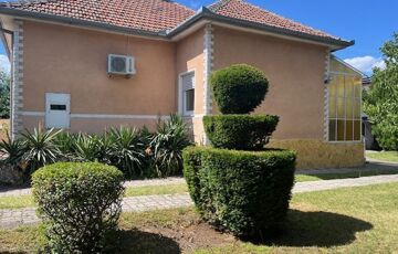 Eladó családi ház