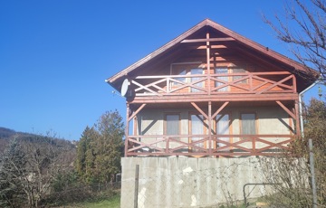 Eladó családi ház