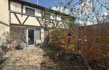 Eladó családi ház