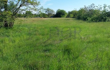 Eladó telek/földterület