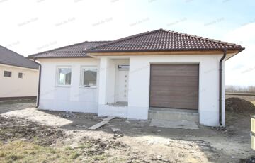 Eladó családi ház