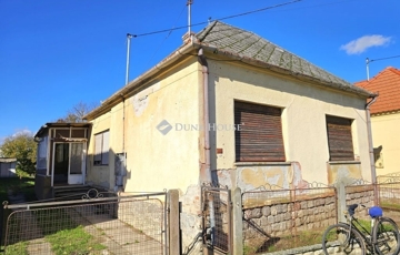 Eladó családi ház
