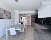 Eladó családi ház Pécs 219 000 000 Ft