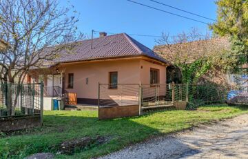 Eladó családi ház