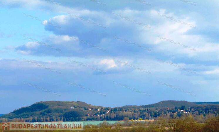 Kivételes lehetőség - építési telek Balatonfüreden                                 
