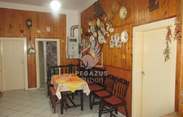 Eladó családi ház