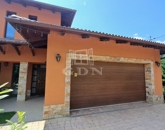 Eladó családi ház Őrbottyán 204 000 000 Ft