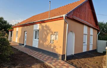 Eladó családi ház