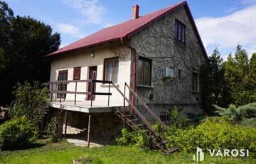 Eladó családi ház