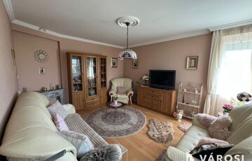 Eladó családi ház