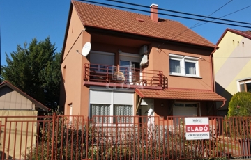 Eladó családi ház