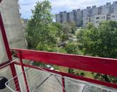 Szolnokon a Széchenyi lakótelepen eladó jó állapotú lakás!