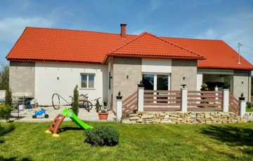 Eladó családi ház