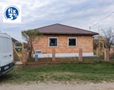 Eladó családi ház Perkáta 79 900 000 Ft