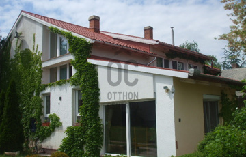 Eladó családi ház