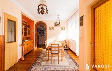 Eladó családi ház